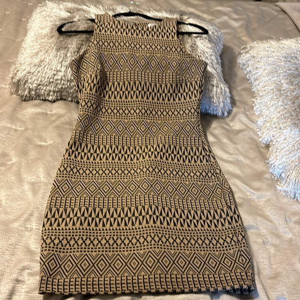 Mini pattern dress